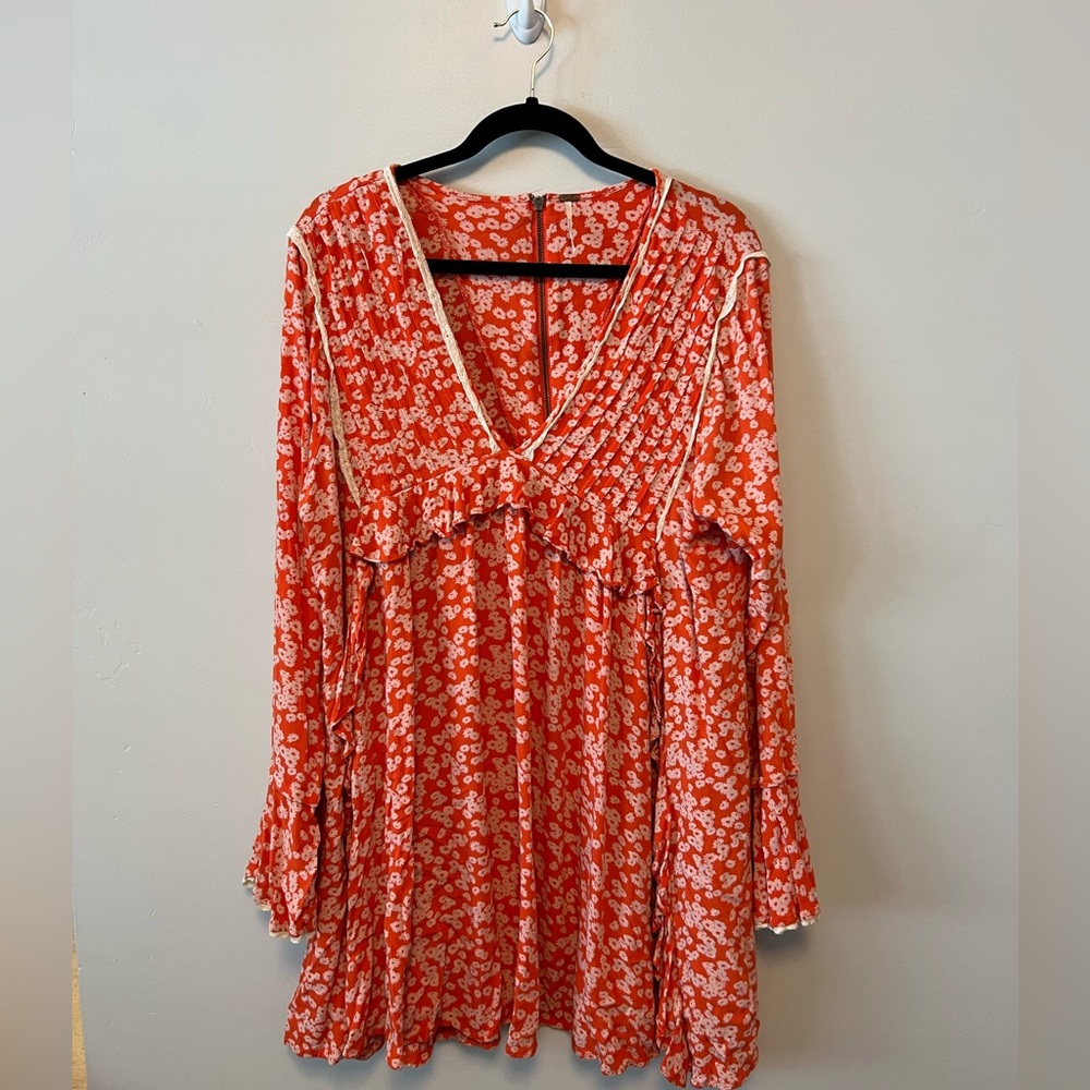 Free People Floral Orange and white dress with ruffle sleeve